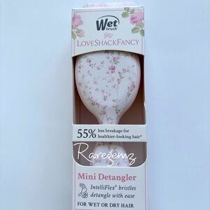 LoveShackFancy X Wet Brush Mini Detangler Round Brush